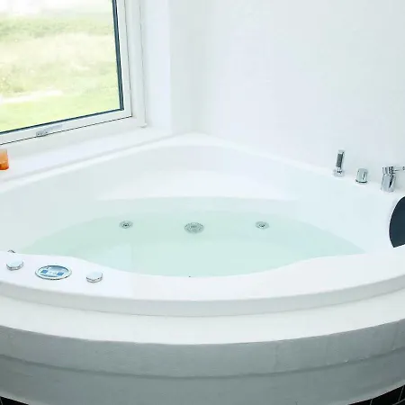 Four-bedroom Holiday In 19 Dom wakacyjny